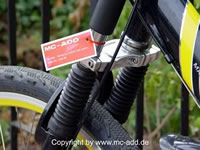 Mc Add - Flyerwerbung mit Kabelbinder am Fahrrad